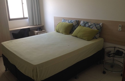 Praia dos Carneiros Apartment | Tranquil Flat with Ocean Views & Pool in Praia dos Carneiros