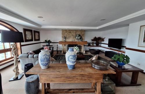 Vila Poran Apartment | Stylish Duplex GRID with Private Pool, Rated 9.7 by Guests