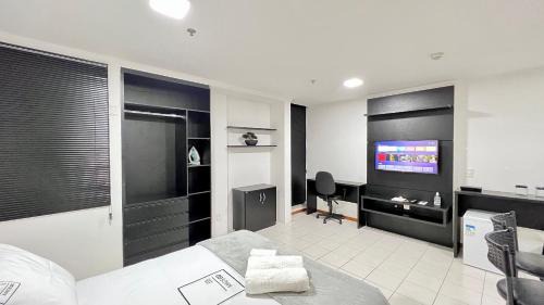Aguas Claras Apartment | Inviting Flat in Aguas Claras with Pool & Hot Tub