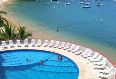 Angra dos Reis Apartment | Stylish Flat em Angra with Oceanfront Pool and Spa