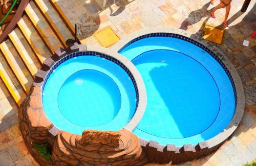 J Jeriquara Apartment | Inviting Getaway at Flat em Caldas Novas with Pool Access