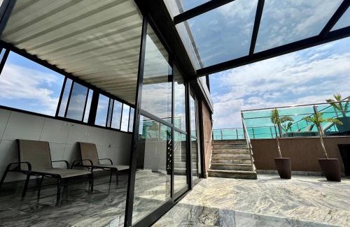 Estoril Apartment | Elegant Flat in Prime Area with Oceanfront Views