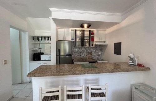 Riviera de Sao Lourenco Apartment | Experience Flat Estudio 220 with Pools & Ocean Views