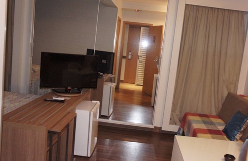Aguas Claras Apartment | Executive Flat with Panoramic Views Near Metro Station