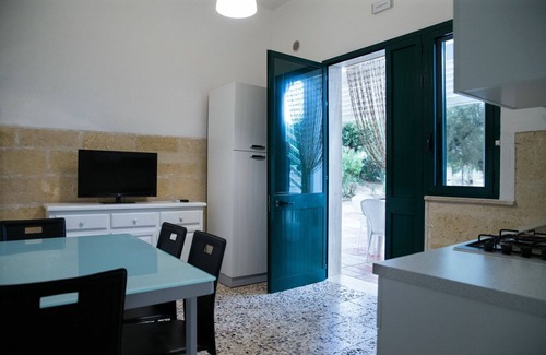 Salento Peninsula Apartment | Oceanfront Escape for 4 in Apulia with Amazing Views