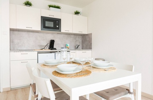 Benodet Apartment | Flat for 4 with seaview, Bénodet
