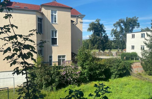 Zeitz Apartment | Cozy Flat for 5 in Zeitz Near Gera & Altenburg