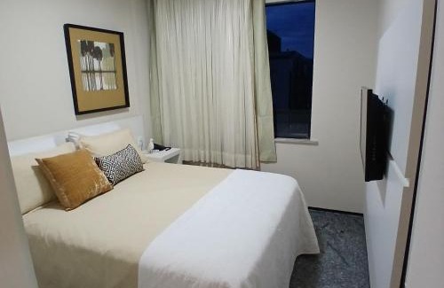 Meireles Hotel | Budget-Friendly Flat Fortaleza Saint Martin with Pool & Dining