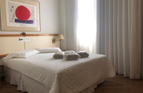 Lourdes Apartment | Pet-Friendly Flat Golden Plaza with Ocean View in Lourdes
