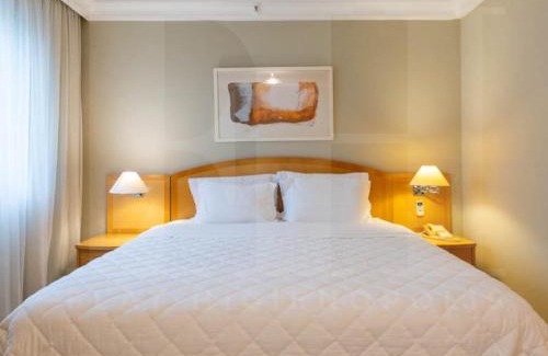 Higienopolis Hotel | Discover Flat Higienópolis: Family-Friendly with Pool Access