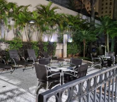 Sao Paulo Hotel | Cozy Flat Hotel av Macuco São Paulo with Pool & Dining