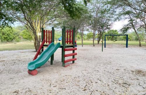 Maria Auxiliadora Apartment | Inviting Flat Hotel Canarius Gravata PE: Pool & Family Fun