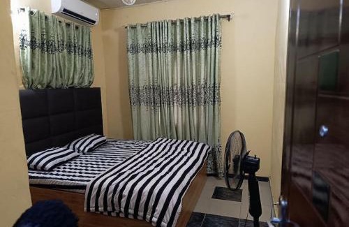 Asaba Apartment | Comfortable Flat Near Asaba Airport - Pet and Child Friendly