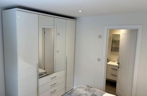 Budleigh Salterton Apartment | Discover the Enchanting Flat in Budleigh Salterton