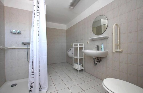 Muritz Apartment | Garden Flat in Klocksin – Pet and Child Friendly Stay
