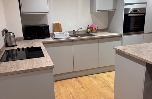 Leeds House | Flat in Leeds City Centre with unique balcony.