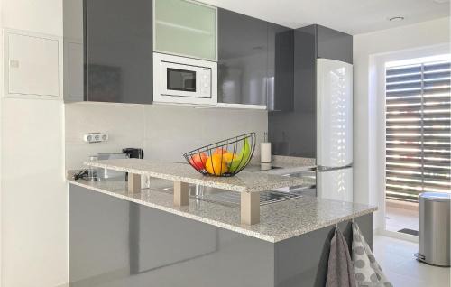 Els Arenals del Sol Apartment | Top-Rated Flat in Los Arenales Del Sol with Pool & Hot Tub