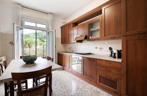 Sestri Levante Apartment | Inviting Flat in Sestri Levante with Garden and Ocean View