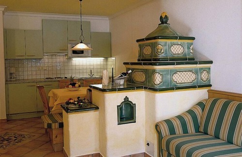 Sankt Anton am Arlberg Apartment | Beloved Flat in St. Anton am Arlberg with Inviting Balcony