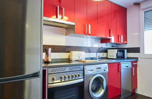 Prado Sancho Apartment | Cozy Flat in the Heart of Ávila with Spa & Breakfast