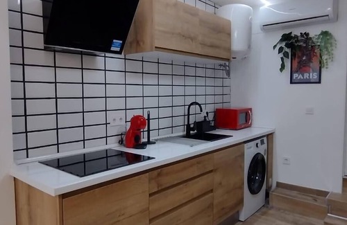 Sant Blai Apartment | Cozy Flat Jap Spain Marques: Family-Friendly & Kitchen