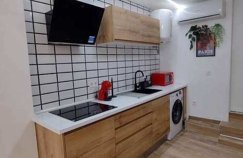 Sant Blai Apartment | Cozy Flat Jap Spain Marques: Family-Friendly & Kitchen