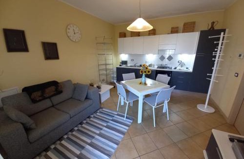 Paratico Apartment | Pet-Friendly Comfort at Flat Le Rose - Rated 9.2/10