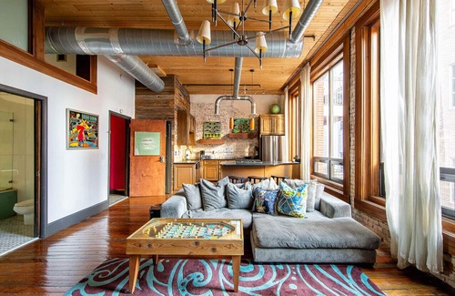 Downtown Nashville Condo | Prime Downtown Loft - 1 BR Steps from Attractions!