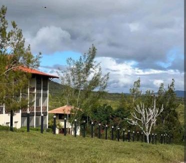 Saire House | Pet-Friendly Flat Fazenda Monte Castelo with Pool & Family Fun