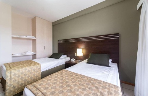 Ilha do Leite Apartment | Comfortable Flat in Ilha do Leite, Recife with Pool Access
