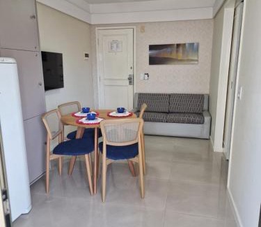 Vila Velha Apartment | Oceanfront Flat Na Praia da Costa with Pool & Pet-Friendly