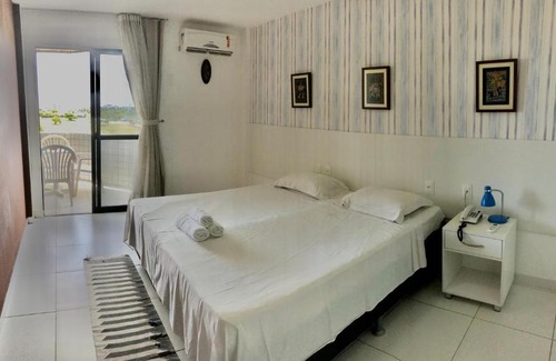 Intermares Apartment | Relaxing Flat on Intermares Beach with Pool & Pet-Friendly
