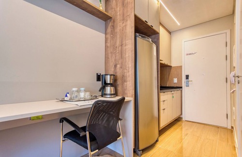Vila Mariana Apartment | Flat na Vila Mariana c Varanda pr x ao Metr