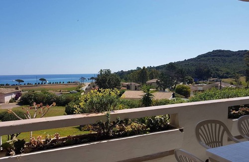 Favone Apartment | Stay at FLAT ORO 61: Sea View Steps from the Beach
