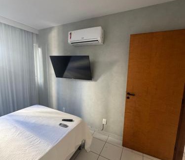 Rosarinho Apartment | Inviting Flat Parque Jaqueira Home Service with Hot Tub