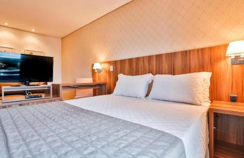 Paiaguas Apartment | Discover MG Flats Residence: Poolside Stay Near Assembleia