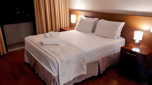 Paraiso Apartment | Elegant Flat Paulista - Al. Santos with Relaxing Hot Tub