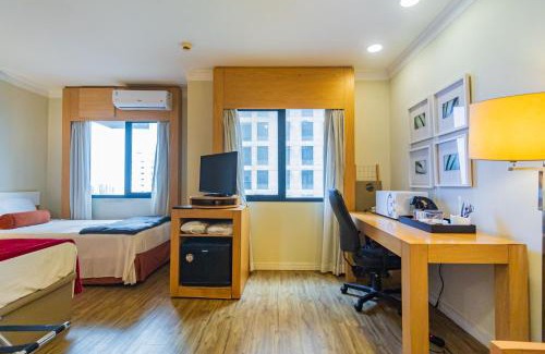 Vila Congonhas Hotel | Convenient Flat Near Aero Congonhas with Pool & Dining