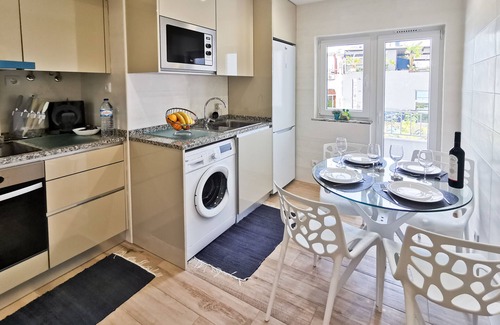 Praia da Rocha Apartment | Oceanfront Apartment Rocha Santa Maria - Rated 10/10