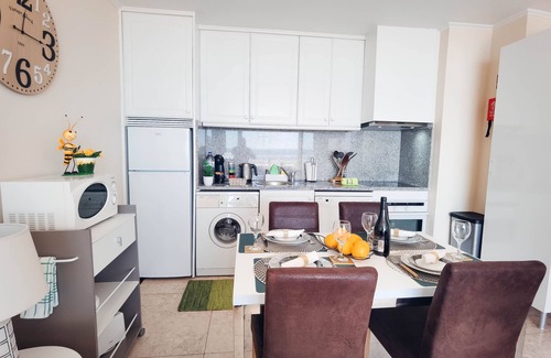 Praia da Rocha Apartment | Oceanfront Serenity at Flat Balcony 606 - Rated 10/10