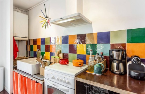 Opera Apartment | Stylish Penthouse Retreat in Vibrant Marseille