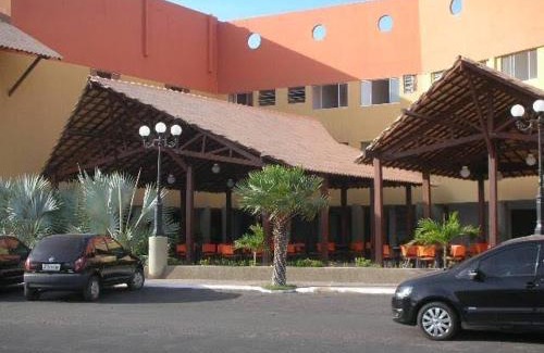 Atalaia Apartment | Elegant Ocean View Retreat at Flat Shopping Amarração