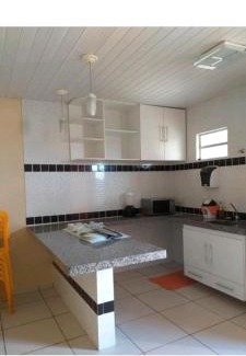 Atalaia Apartment | Elegant Ocean View Retreat at Flat Shopping Amarração