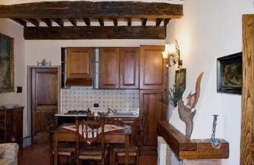 Cincelli House | Cozy Holiday Apartment Capolona with Pool and Ocean View