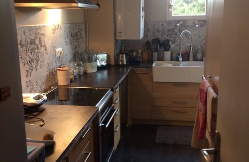 Aix-en-Provence Apartment | Peaceful Flat T3 with Kitchen Near Town Center
