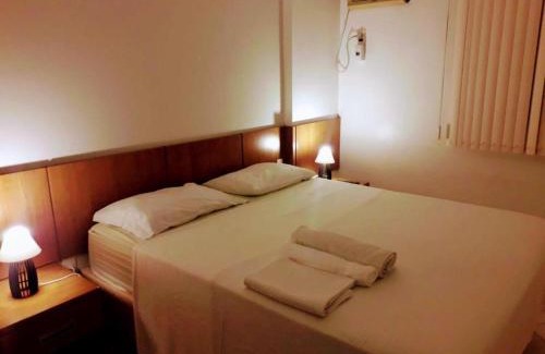Parque Rosario Apartment | Cozy Flat Via Park with Free Wi-Fi and Pool Access