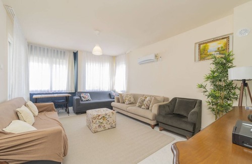 Lara Apartment | Oceanview Retreat: Flat with Balcony near Lara Beach