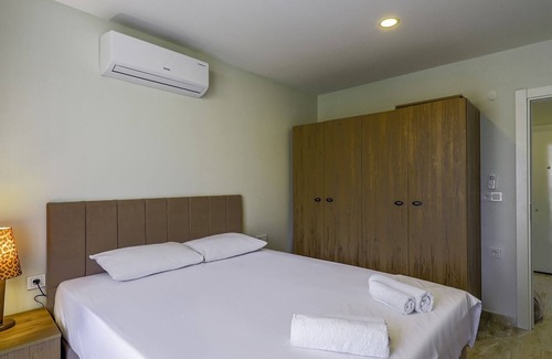 Avsallar Apartment | Flat w Balcony and Shared Pool 6 min to Beach