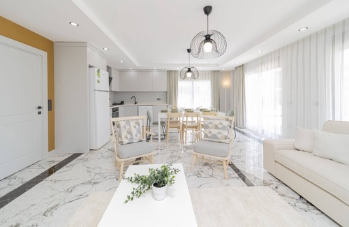 Belek Apartment | Inviting Flat with Pool, 15 Minutes to the Beach