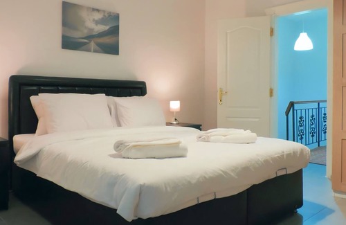 Lara Apartment | Flat w Pool, Balcony 10 min to Beach in Antalya